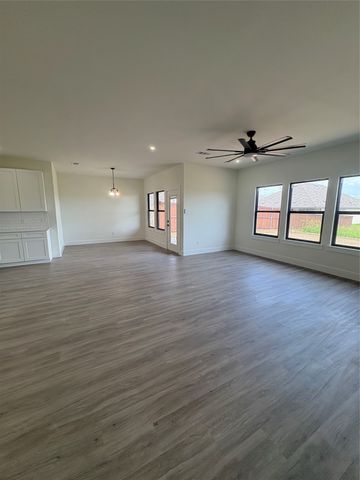 220 Reliance Road, Godley, TX 76044