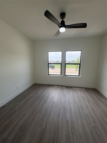 220 Reliance Road, Godley, TX 76044