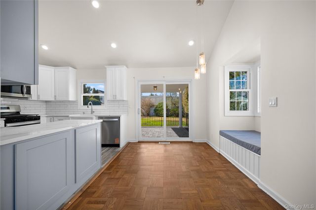 46 Elmtree Lane, Jericho, NY 11753