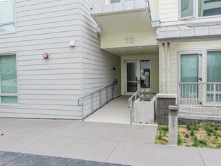 10 Innes Ct 307, San Francisco, CA 94124