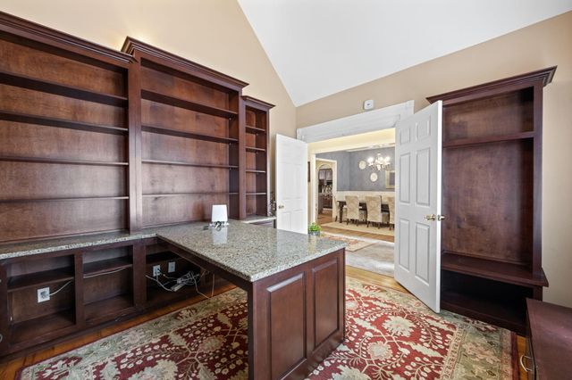 1822 Bay Pointe Dr Drive, Hixson, TN 37343