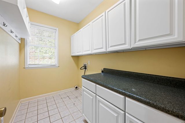 1822 Bay Pointe Dr Drive, Hixson, TN 37343