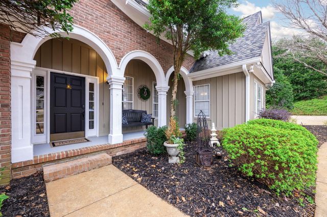 1822 Bay Pointe Dr Drive, Hixson, TN 37343