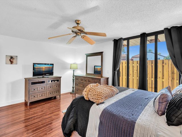 5719 Fox Hollow Drive A, Boca Raton, FL 33486