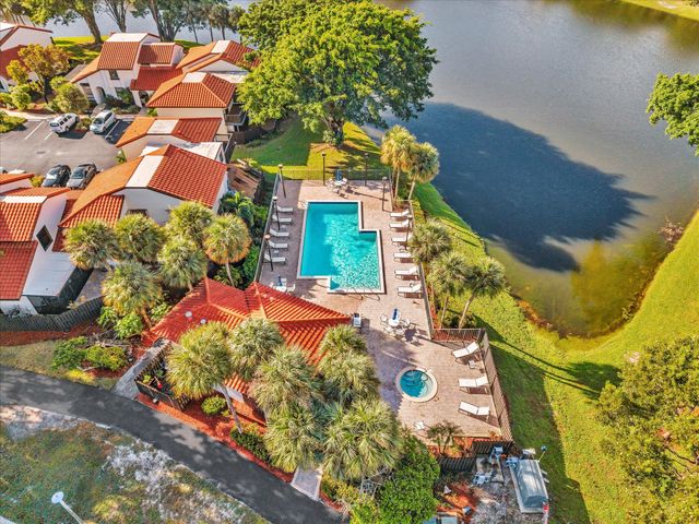 5719 Fox Hollow Drive A, Boca Raton, FL 33486