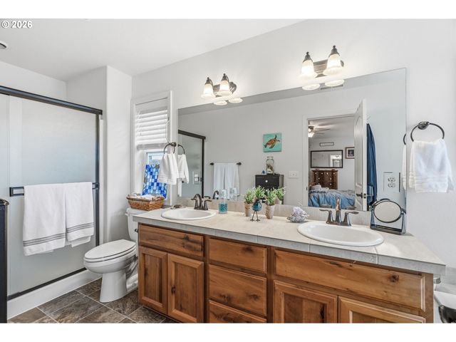 617 STONE Park, Kalama, WA 98625