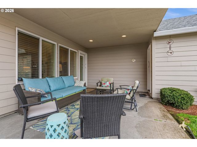 617 STONE Park, Kalama, WA 98625