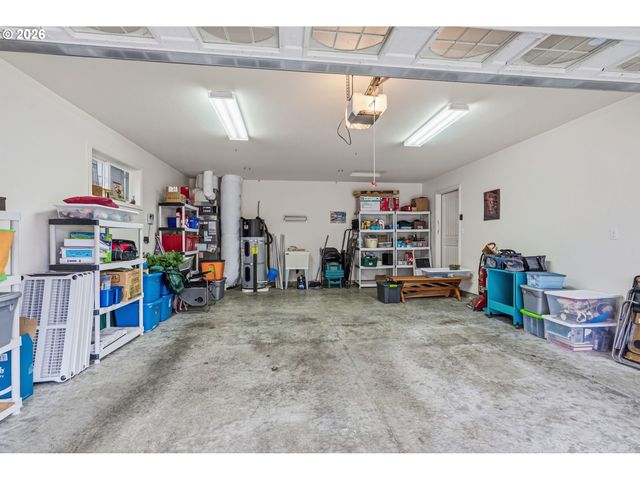 617 STONE Park, Kalama, WA 98625