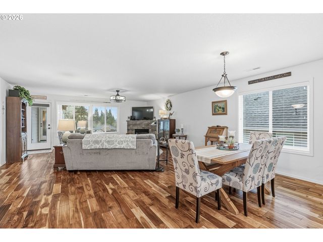 617 STONE Park, Kalama, WA 98625