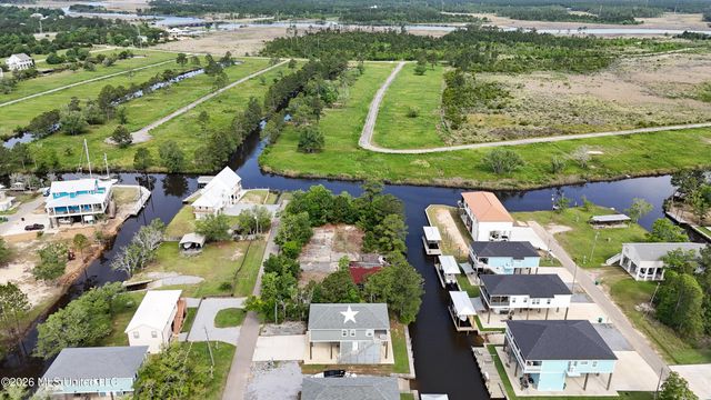 5010 Oregon Street, Bay Saint Louis, MS 39520