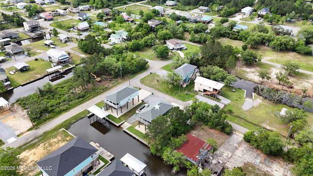 5010 Oregon Street, Bay Saint Louis, MS 39520
