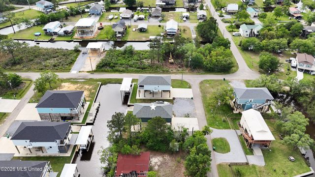 5010 Oregon Street, Bay Saint Louis, MS 39520
