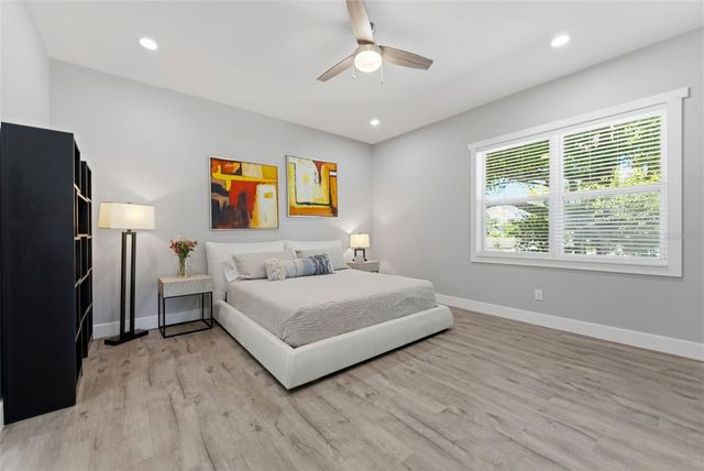112 W SLIGH AVENUE, Tampa, FL 33604