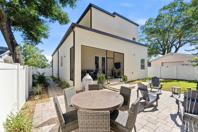 112 W SLIGH AVENUE, Tampa, FL 33604