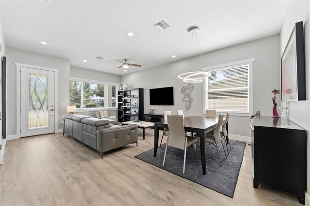 112 W SLIGH AVENUE, Tampa, FL 33604