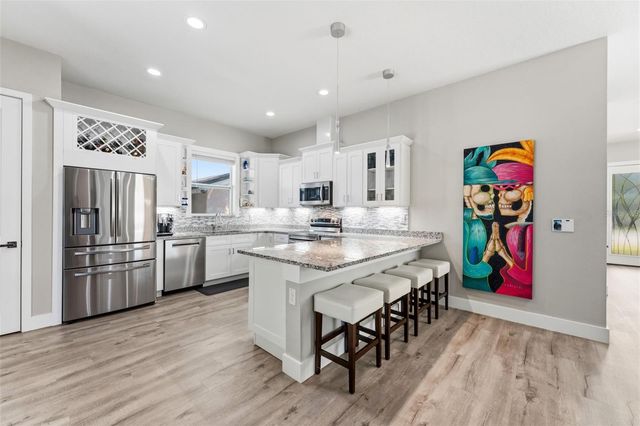112 W SLIGH AVENUE, Tampa, FL 33604
