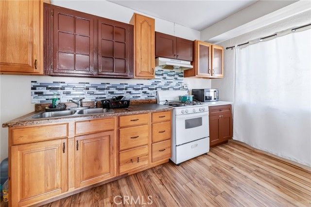 521 W Sunkist, Ontario, CA 91762