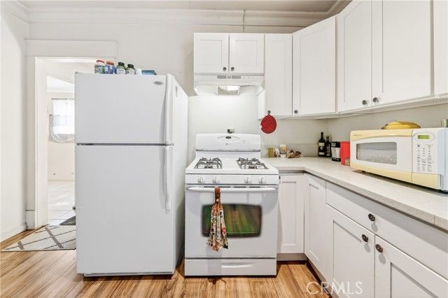 521 W Sunkist, Ontario, CA 91762