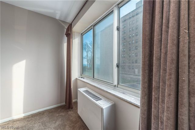 12520 Edgewater Drive 210, Lakewood, OH 44107