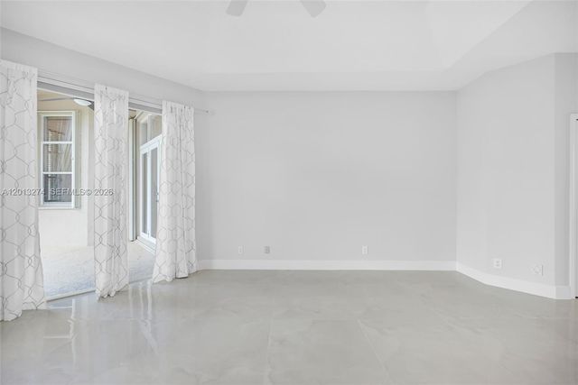2553 Jardin Manor, Weston, FL 33327
