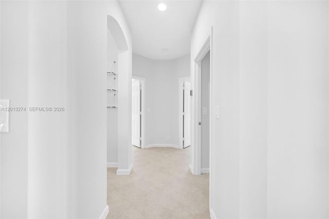 2553 Jardin Manor, Weston, FL 33327