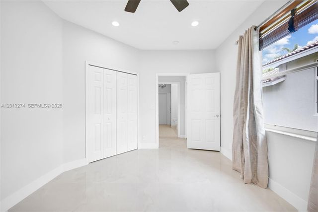 2553 Jardin Manor, Weston, FL 33327