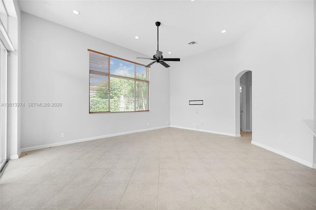 2553 Jardin Manor, Weston, FL 33327