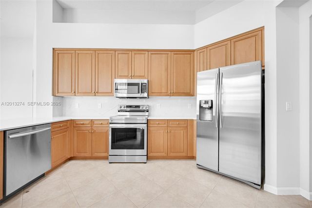 2553 Jardin Manor, Weston, FL 33327