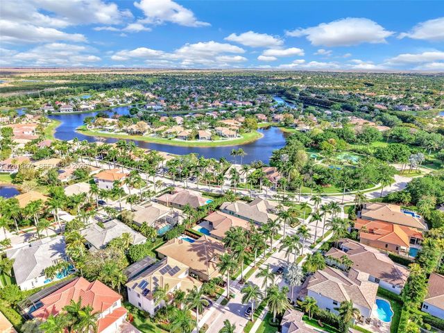 2553 Jardin Manor, Weston, FL 33327