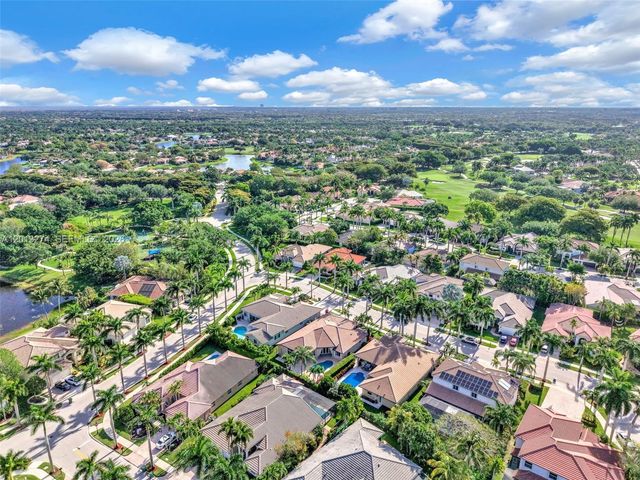 2553 Jardin Manor, Weston, FL 33327