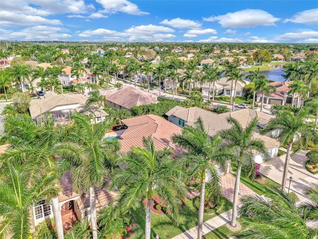 2553 Jardin Manor, Weston, FL 33327