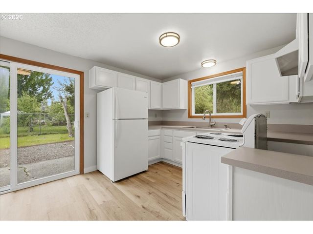 4985 Sw 192ND Ave, Beaverton, OR 97078