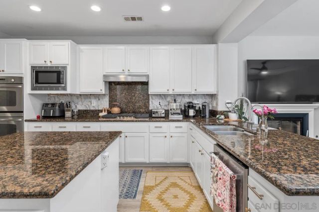 15710 Kristen Glen, San Diego, CA 92127
