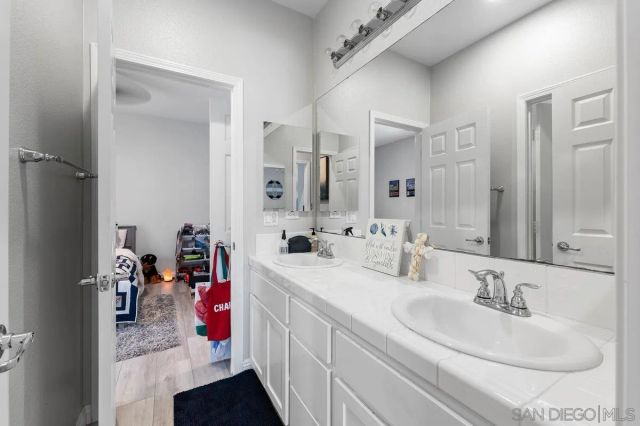 15710 Kristen Glen, San Diego, CA 92127
