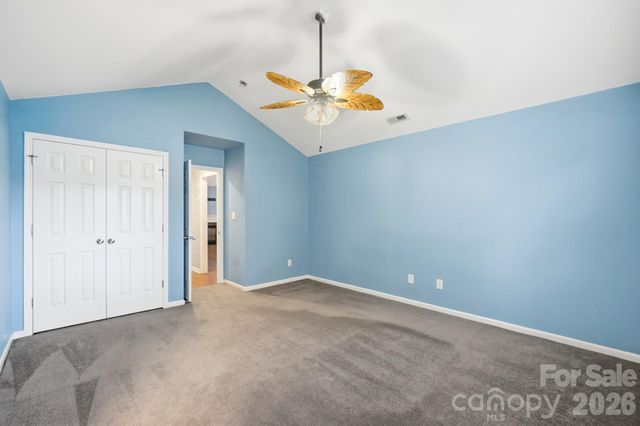 359 Linsbury Court, Gastonia, NC 28056