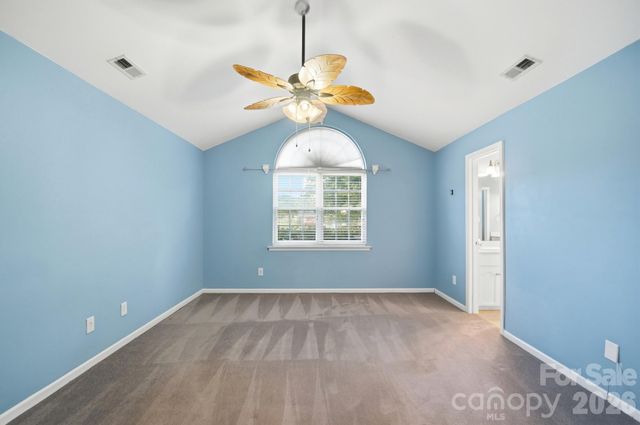 359 Linsbury Court, Gastonia, NC 28056