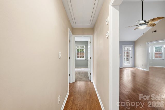 359 Linsbury Court, Gastonia, NC 28056