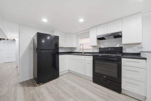 5418 W School Street, Chicago, IL 60641