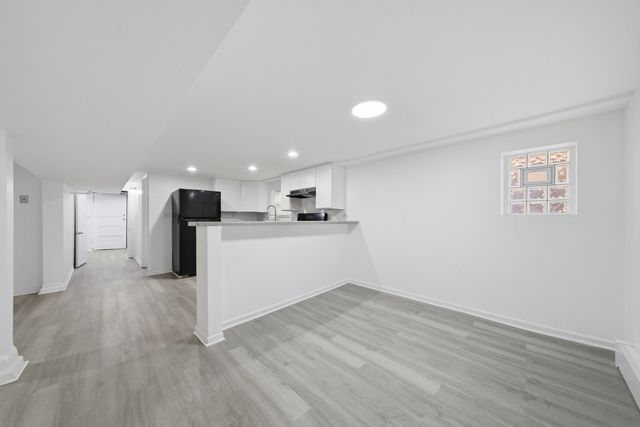 5418 W School Street, Chicago, IL 60641