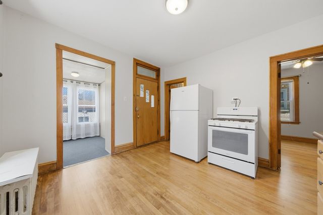 5418 W School Street, Chicago, IL 60641