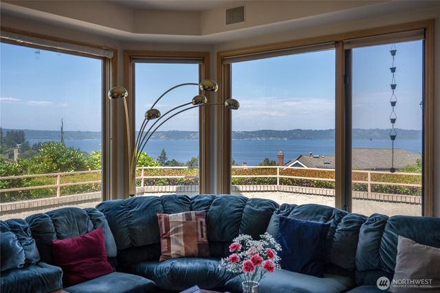 3511 SW 310th Court, Federal Way, WA 98023
