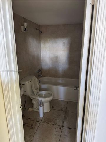13390 NE 7th Avenue 214, North Miami, FL 33161