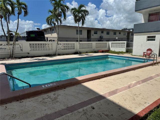 13390 NE 7th Avenue 214, North Miami, FL 33161