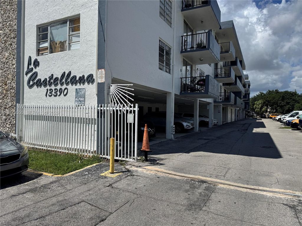 13390 NE 7th Avenue 214, North Miami, FL 33161