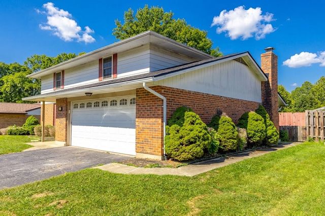 7221 Rustic Woods Drive, Dayton, OH 45424