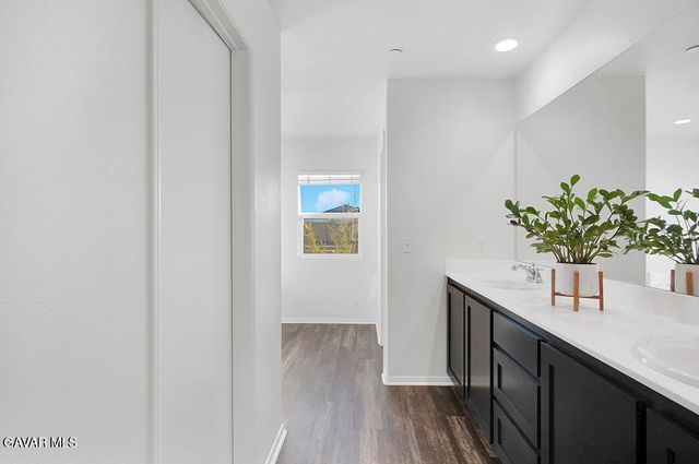 3619 Mount Whitney Avenue, Rosamond, CA 93560