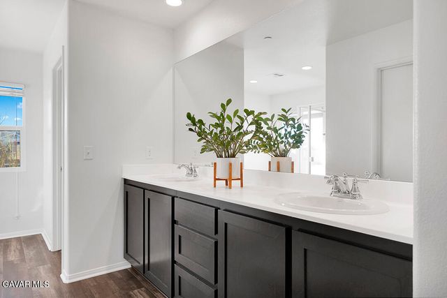 3619 Mount Whitney Avenue, Rosamond, CA 93560