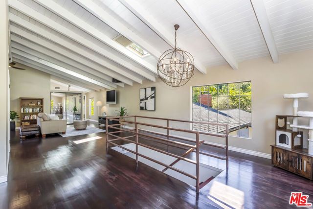 8606 Allenwood Road, Los Angeles, CA 90046
