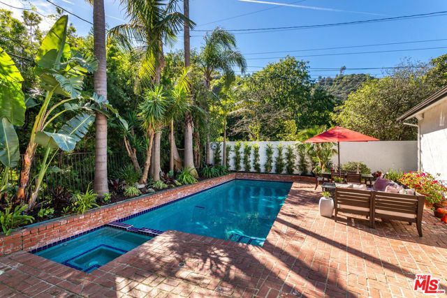 8606 Allenwood Road, Los Angeles, CA 90046