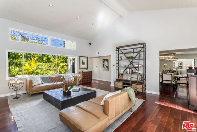 8606 Allenwood Road, Los Angeles, CA 90046